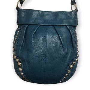 B makowsky blue leather crossbody bag